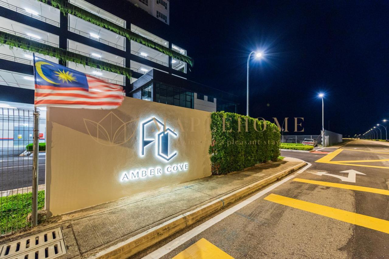 Amber Cove Premier Suites Melaka Exterior foto
